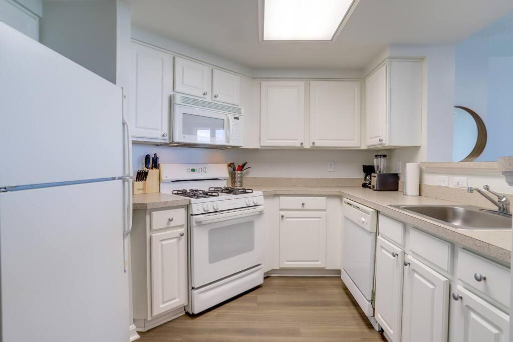 Exclusive Apt In Ballston With Gym 알링턴 외부 사진