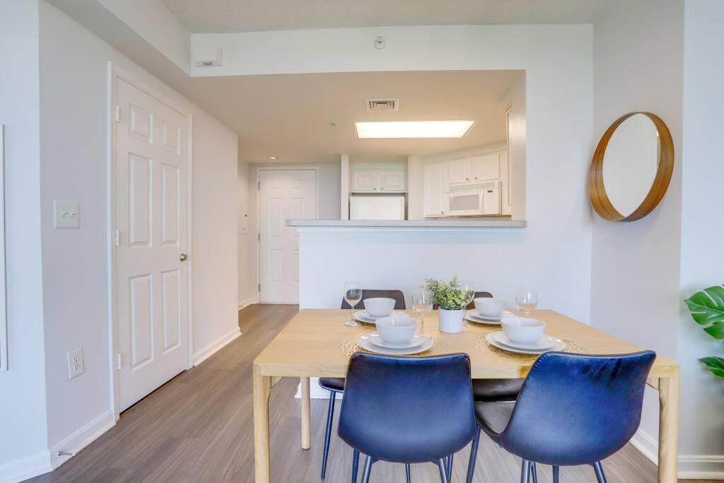 Exclusive Apt In Ballston With Gym 알링턴 외부 사진